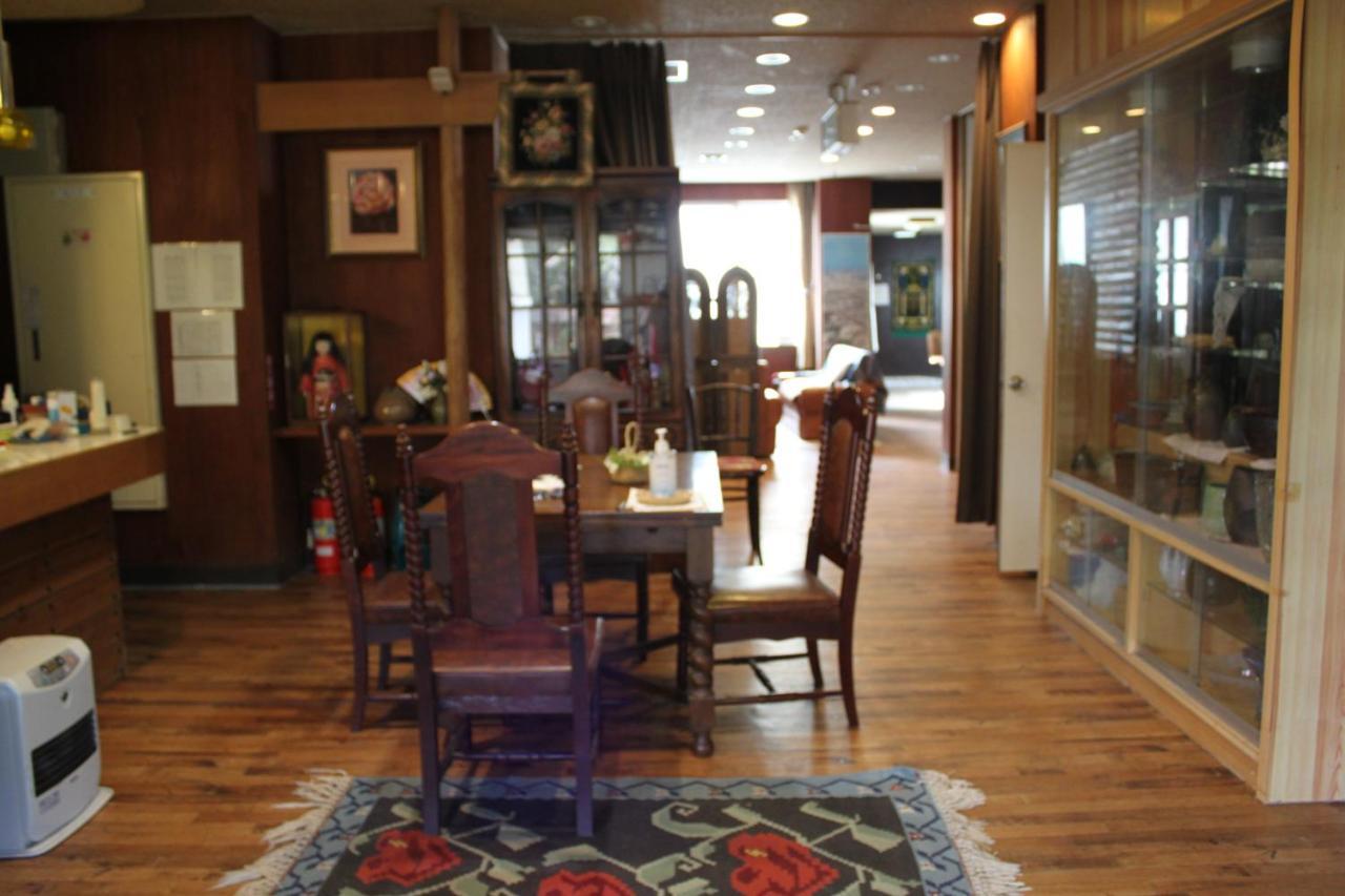 Cafe Cerisier栖里時絵 Hotel Myoko Exterior photo