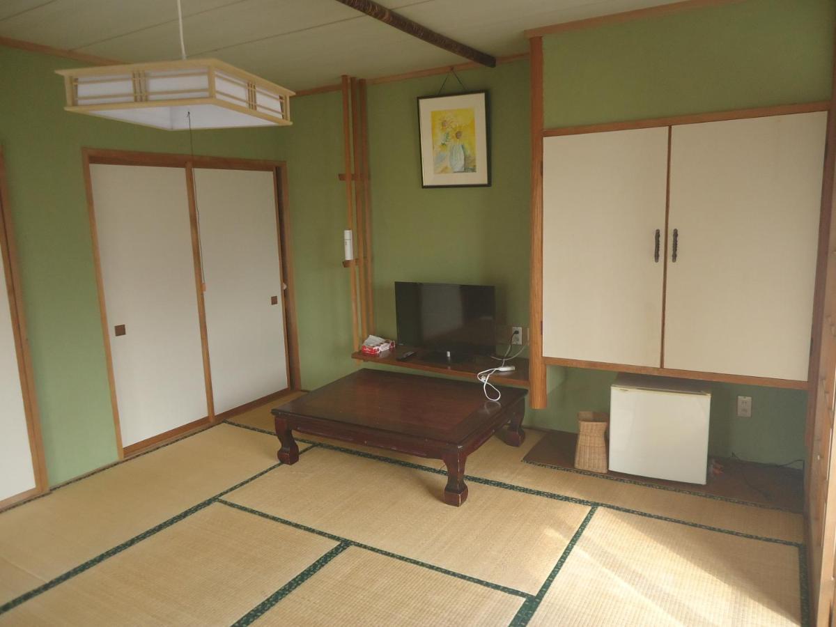 Cafe Cerisier栖里時絵 Hotel Myoko Exterior photo