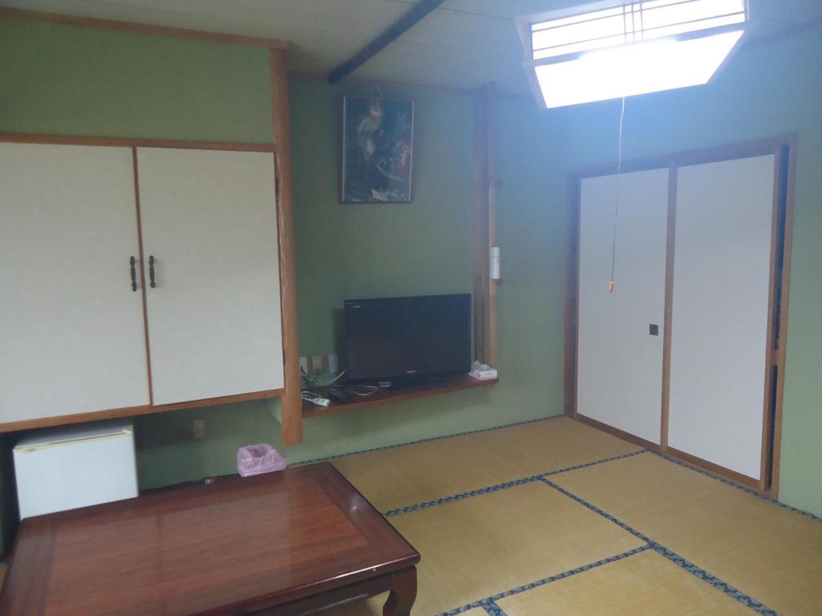 Cafe Cerisier栖里時絵 Hotel Myoko Exterior photo