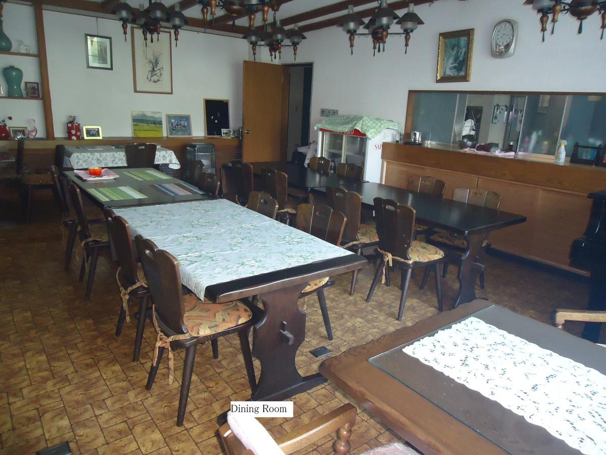 Cafe Cerisier栖里時絵 Hotel Myoko Exterior photo